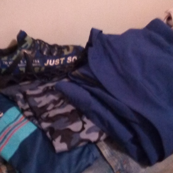 Bundle of 5 could be six - Picture 11 of 11